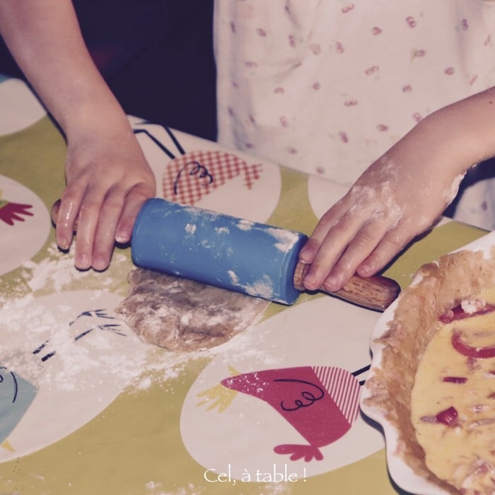 Apprendre à étaler la pâte au rouleau à pâtisserie