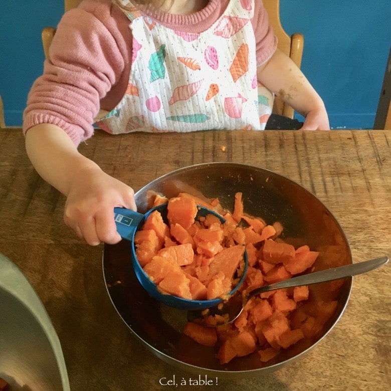 Des Legumes En Dessert Cuisiner Avec Les Enfants Des Pancakes De Patate Douce Cel A Table